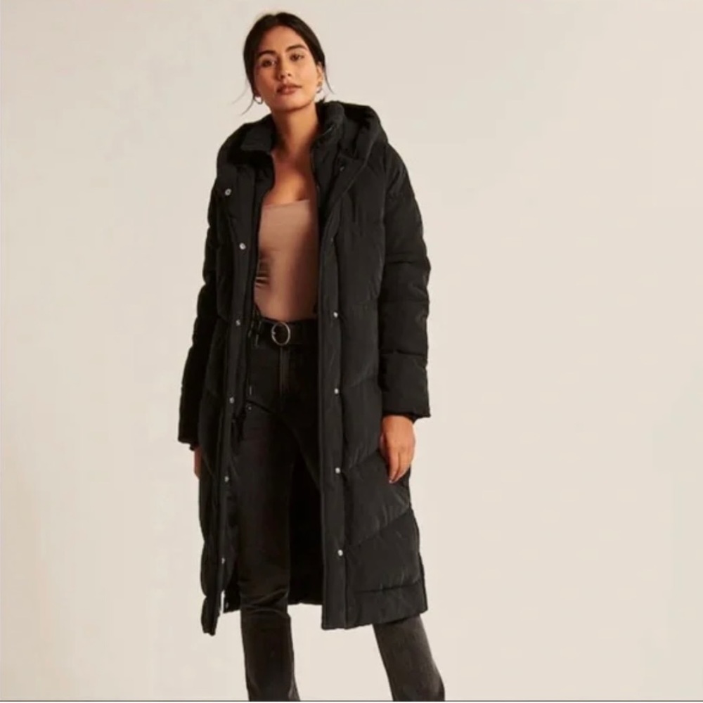 Abercrombie & Fitch Long Black Puffer